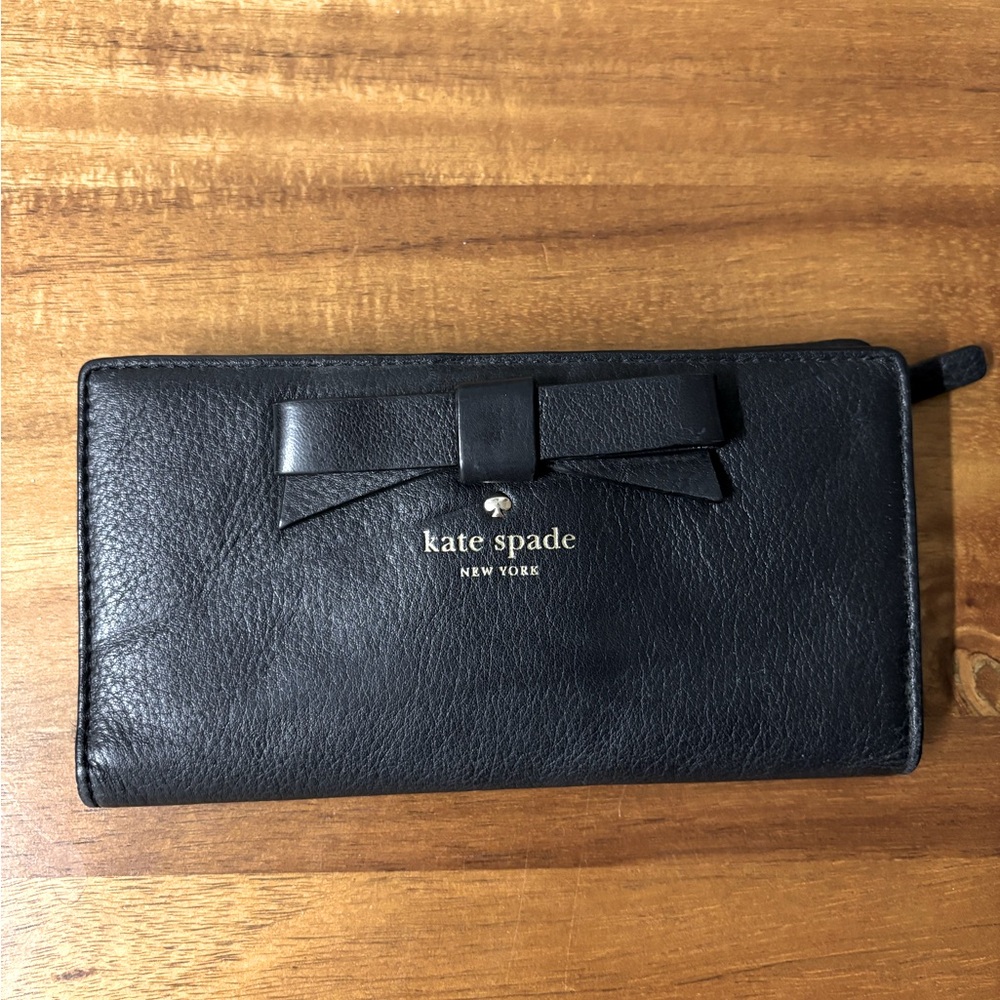Black Kate Spade Wallet